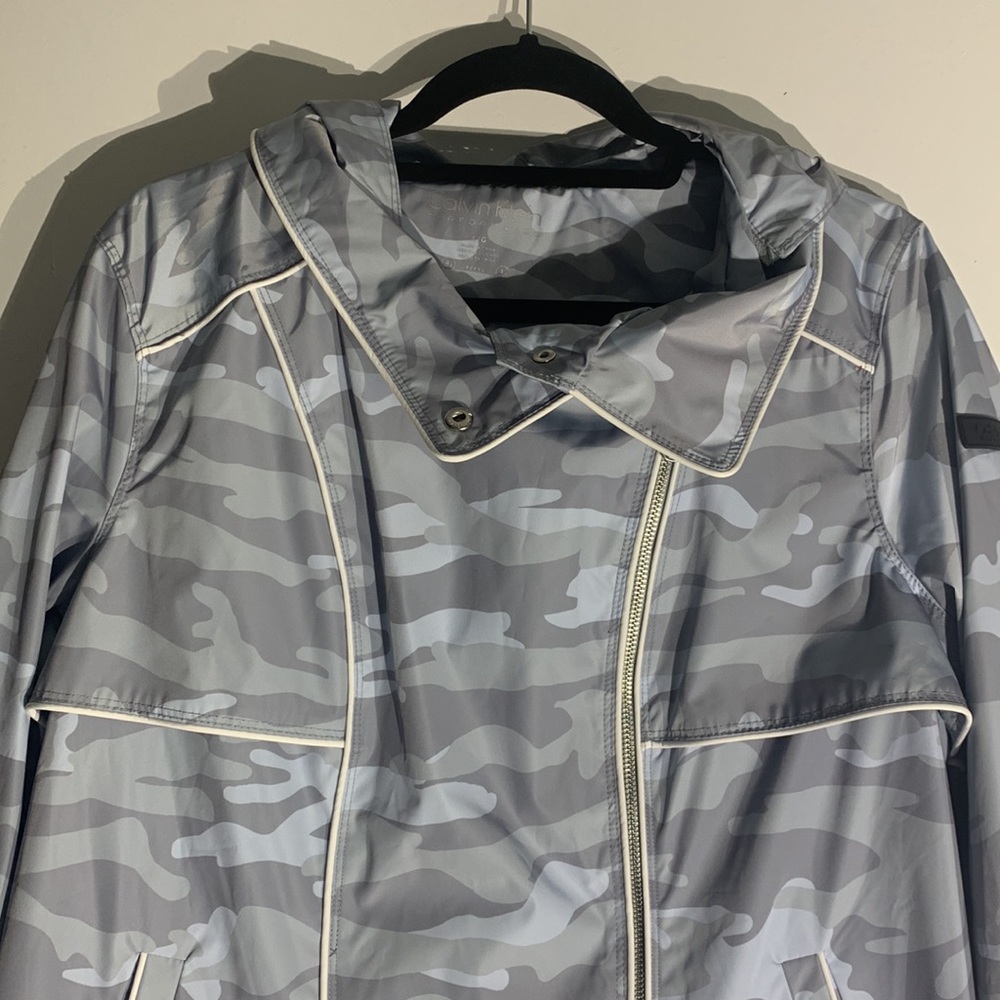 Calvin Klein Performance Como Gray Wind Breaker R… - image 4